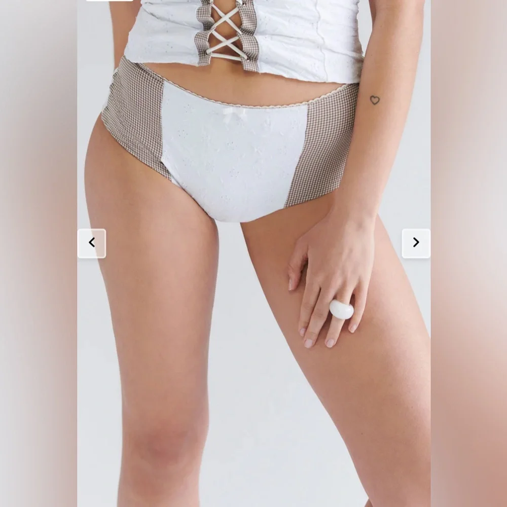 Frankie’s Bikinis x Sydney Sweeney Lisa Full Coverage Bikini Bottom- Sz Medium